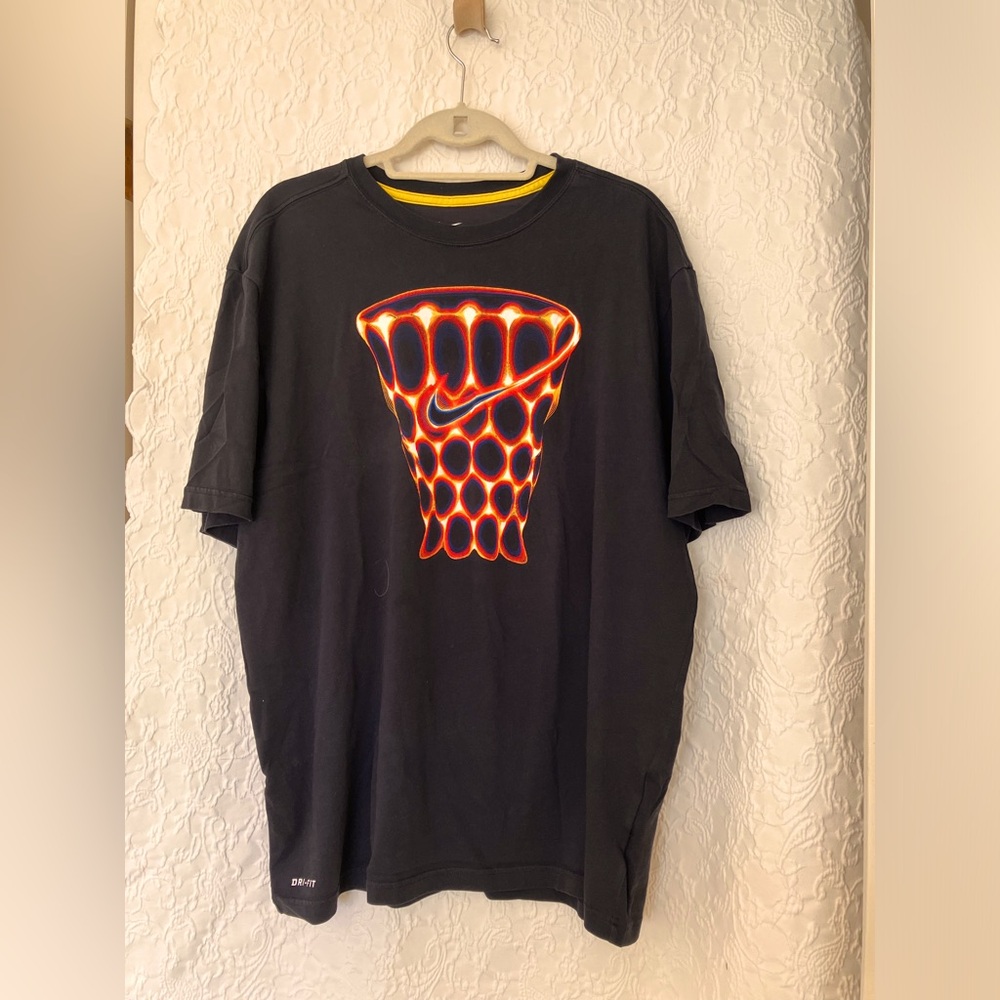 Nike Dri Fit Shirt XXL Used